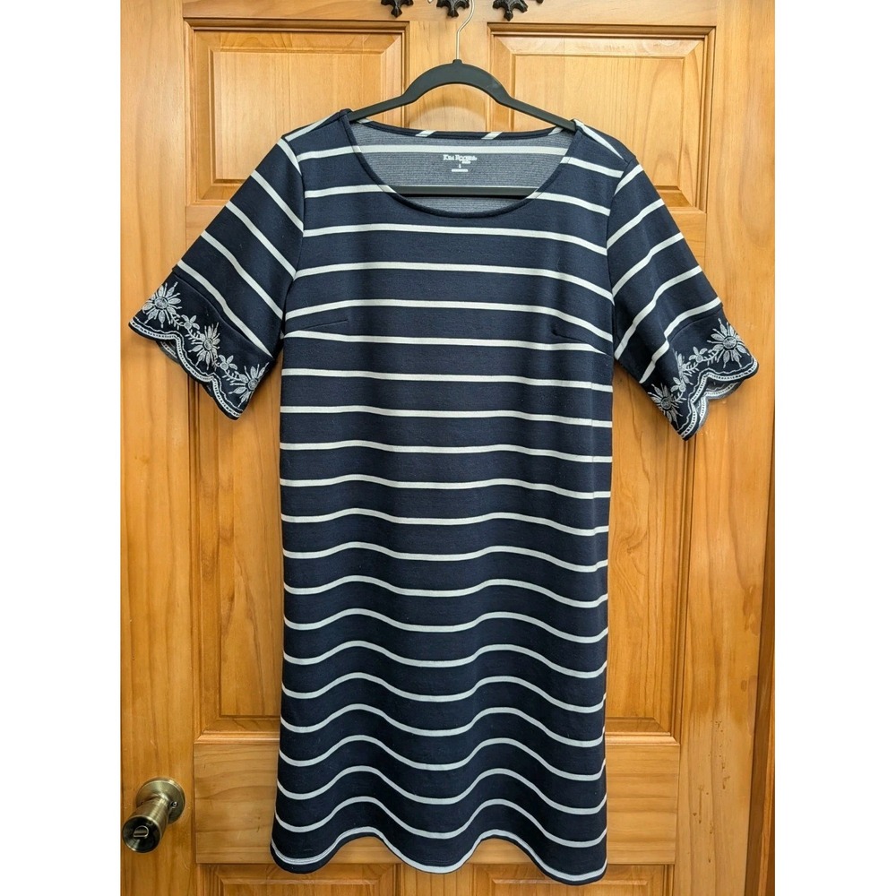 Kim Rodgers Petite Women's Large Embroidered Sleeve Navy White Striped Workwear